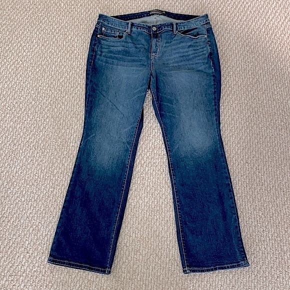 Torrid Vintage Stretch Mid Rise Slim Bootcut Jean - Picture 6 of 15